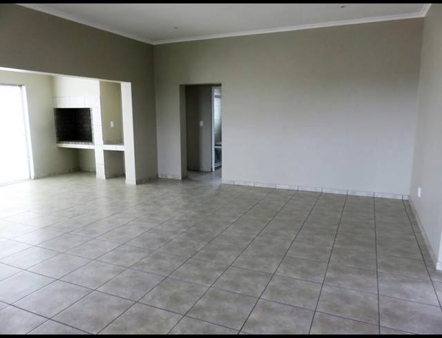 3 BEDROOM HOUSE FOR SALE IN LAAIPLEK